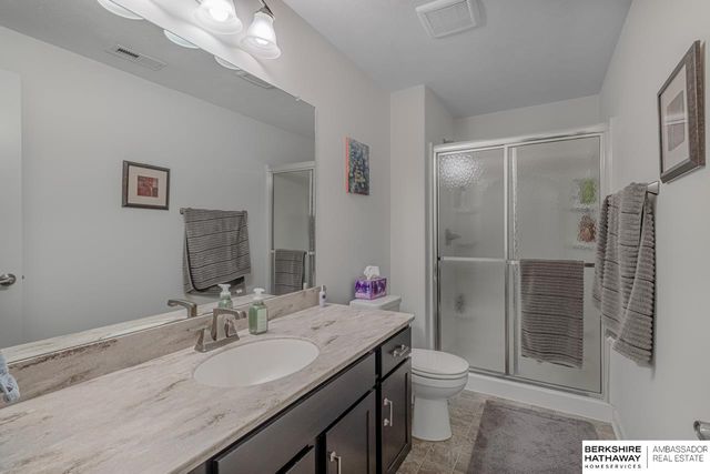 8919 N 171st Street, Bennington, NE 68007