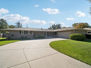 7721 E Huntington St, Wichita, KS 67206