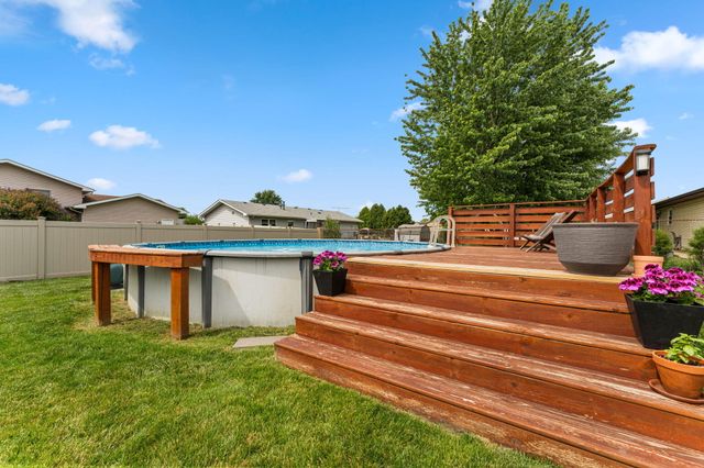 5215 Woodbridge Avenue, Portage, IN 46368