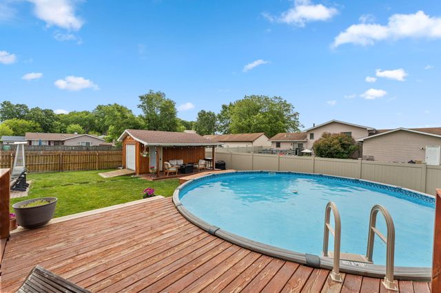 5215 Woodbridge Avenue, Portage, IN 46368