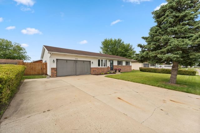 5215 Woodbridge Avenue, Portage, IN 46368