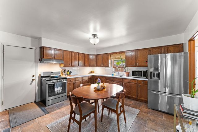 5215 Woodbridge Avenue, Portage, IN 46368
