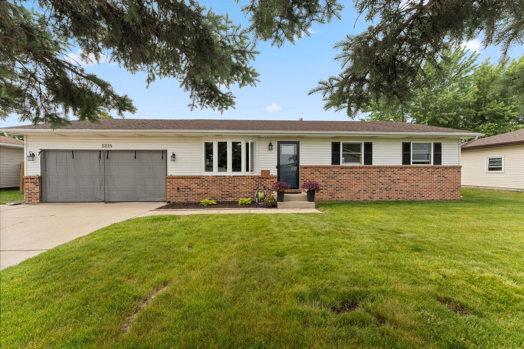5215 Woodbridge Avenue, Portage, IN 46368