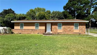 724 Glensford Drive, Fayetteville, NC 28314