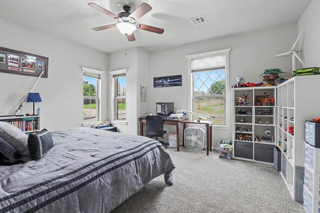 19521 Rambling Creek Drive, Edmond, OK 73012