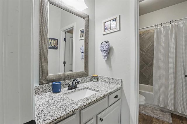 19521 Rambling Creek Drive, Edmond, OK 73012