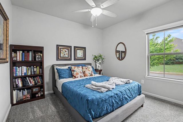 19521 Rambling Creek Drive, Edmond, OK 73012