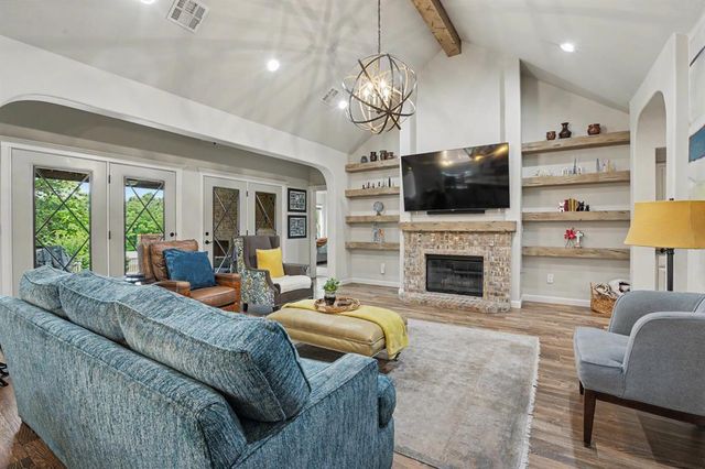 19521 Rambling Creek Drive, Edmond, OK 73012