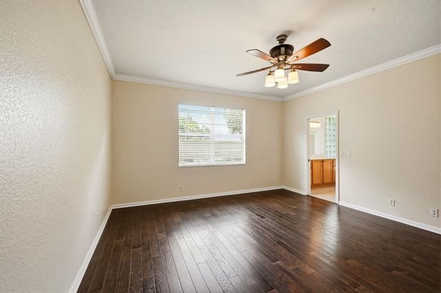 421 Gazetta Way, West Palm Beach, FL 33413