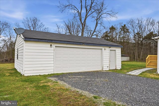 361 CEDAR DR, Kearneysville, WV 25430