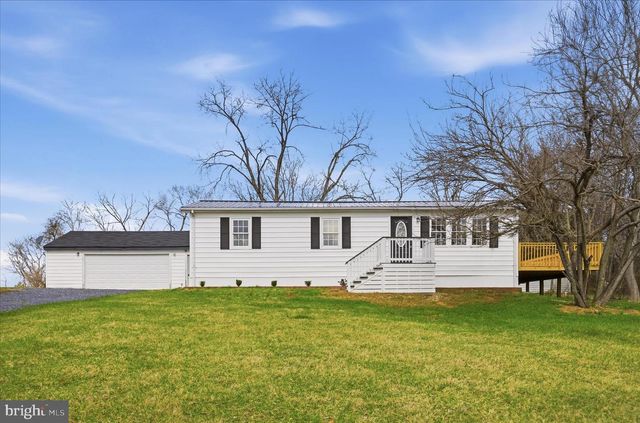 361 CEDAR DR, Kearneysville, WV 25430