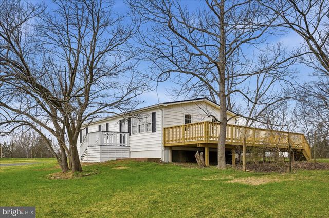 361 CEDAR DR, Kearneysville, WV 25430