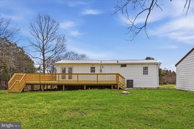 361 CEDAR DR, Kearneysville, WV 25430