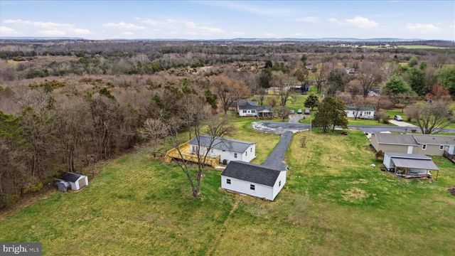 361 CEDAR DR, Kearneysville, WV 25430