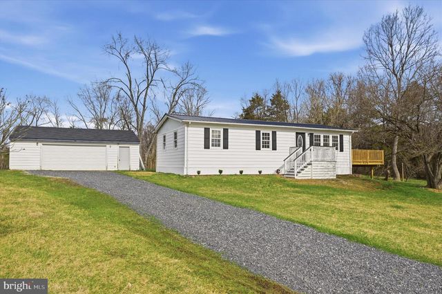 361 CEDAR DR, Kearneysville, WV 25430