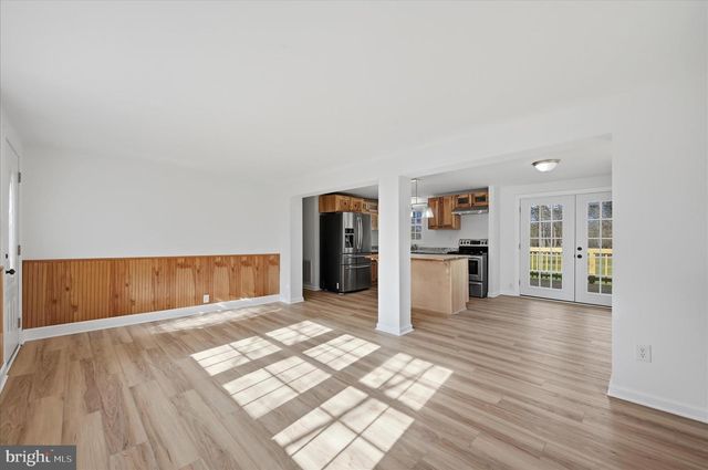 361 CEDAR DR, Kearneysville, WV 25430