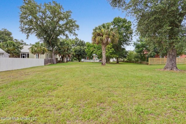 Cedar Lane, Bay Saint Louis, MS 39520