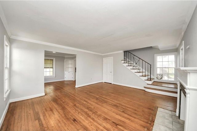 8319 Glenview Drive, Houston, TX 77017