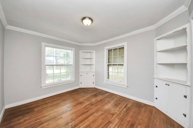 8319 Glenview Drive, Houston, TX 77017