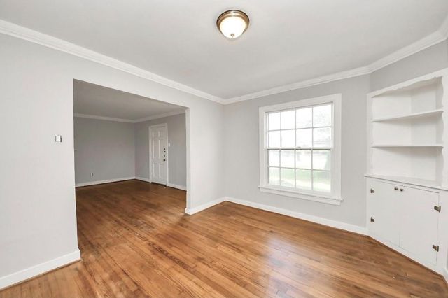 8319 Glenview Drive, Houston, TX 77017