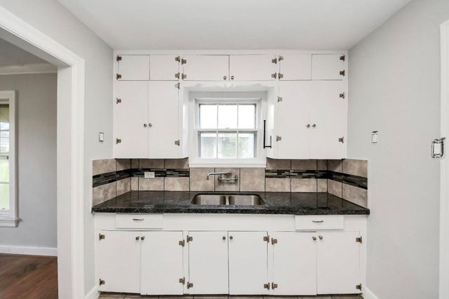 8319 Glenview Drive, Houston, TX 77017