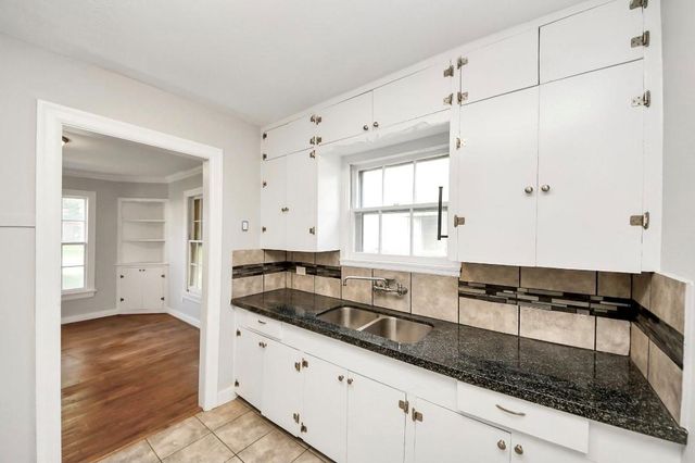 8319 Glenview Drive, Houston, TX 77017