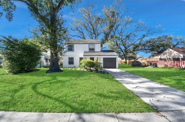 8319 Glenview Drive, Houston, TX 77017