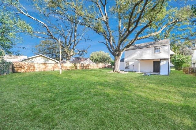 8319 Glenview Drive, Houston, TX 77017