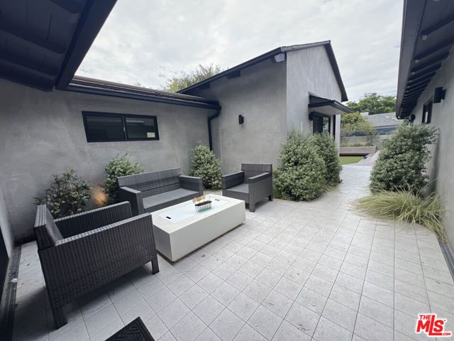 3350 Mclaughlin Avenue, Los Angeles, CA 90066