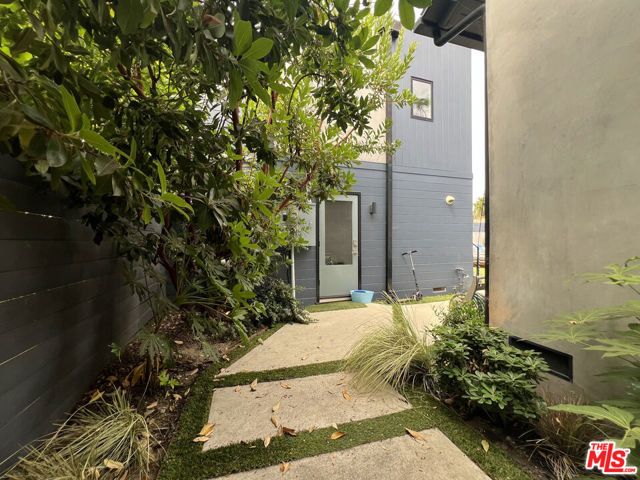 3350 Mclaughlin Avenue, Los Angeles, CA 90066