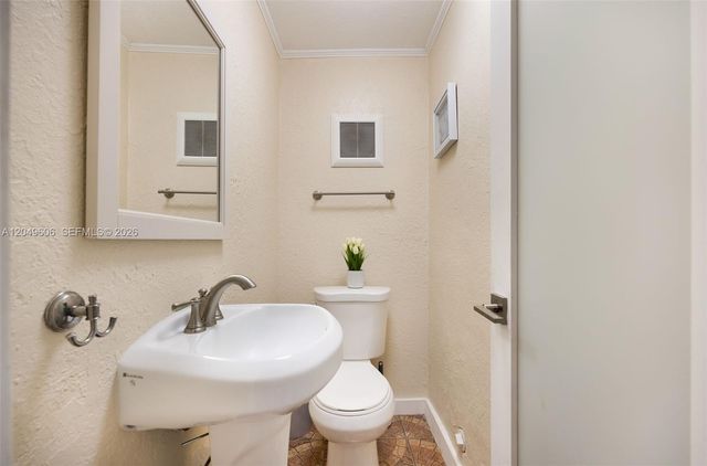 17370 NW 52nd Place, Miami Gardens, FL 33055