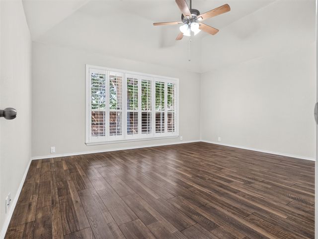 1049 Broken Spoke Drive, Little Elm, TX 75068