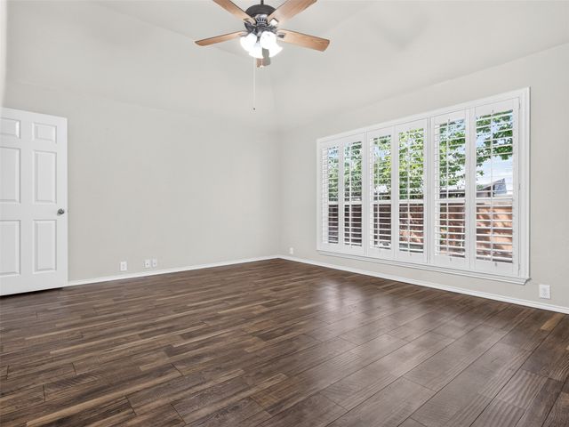 1049 Broken Spoke Drive, Little Elm, TX 75068