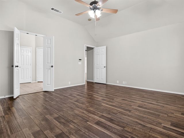 1049 Broken Spoke Drive, Little Elm, TX 75068