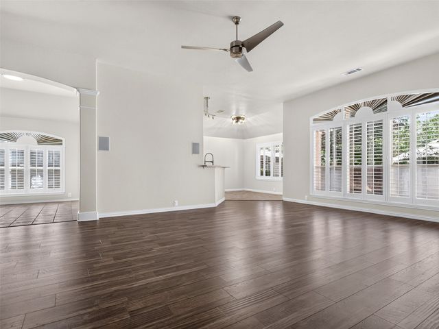 1049 Broken Spoke Drive, Little Elm, TX 75068