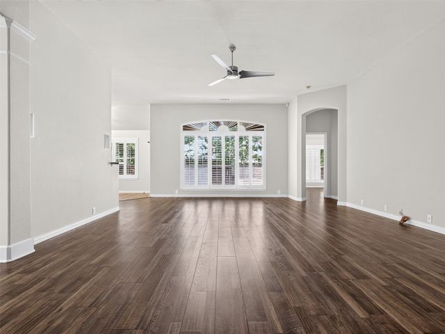 1049 Broken Spoke Drive, Little Elm, TX 75068