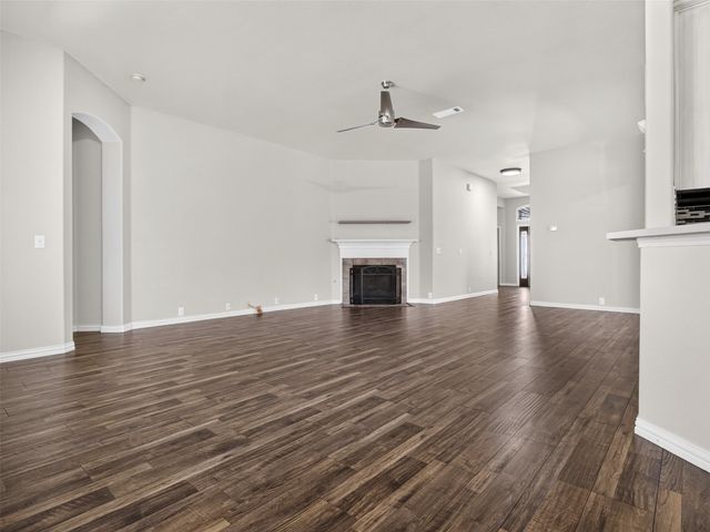 1049 Broken Spoke Drive, Little Elm, TX 75068