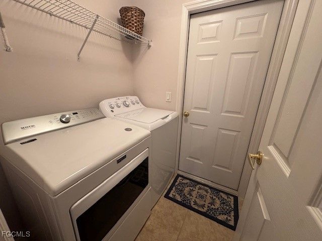 10018 Oakhurst WAY, Fort Myers, FL 33913