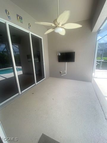 10018 Oakhurst WAY, Fort Myers, FL 33913