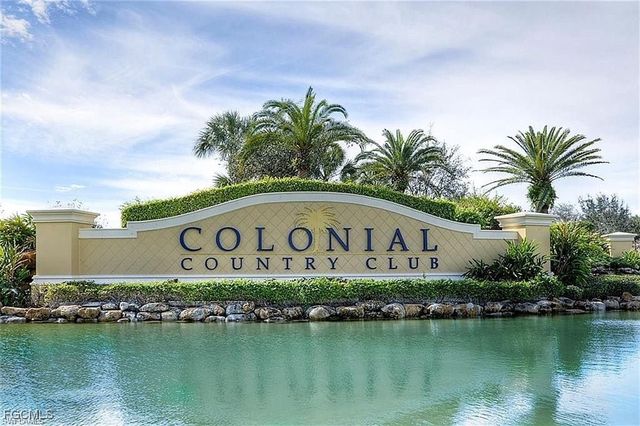 10018 Oakhurst WAY, Fort Myers, FL 33913