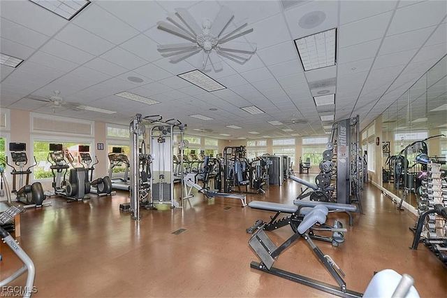 10018 Oakhurst WAY, Fort Myers, FL 33913