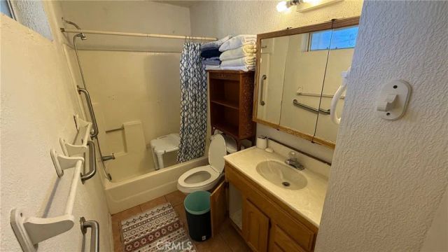 875 Wilson, Perris, CA 92571