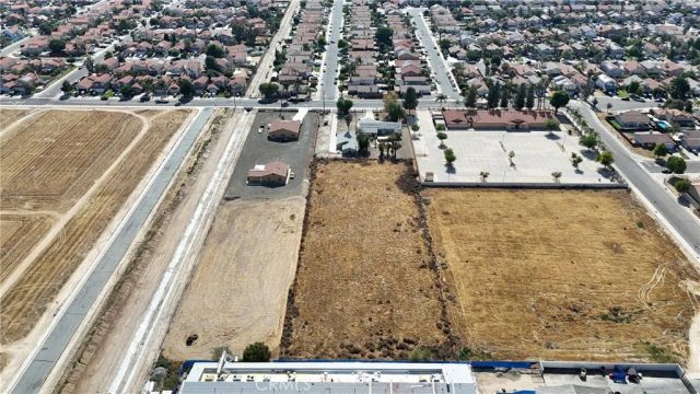 875 Wilson, Perris, CA 92571