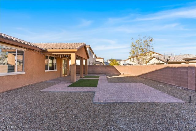 5428 Dalle Valley Street, North Las Vegas, NV 89031