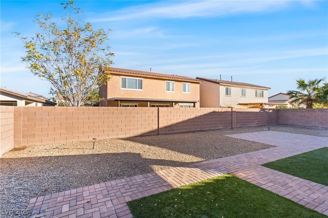 5428 Dalle Valley Street, North Las Vegas, NV 89031
