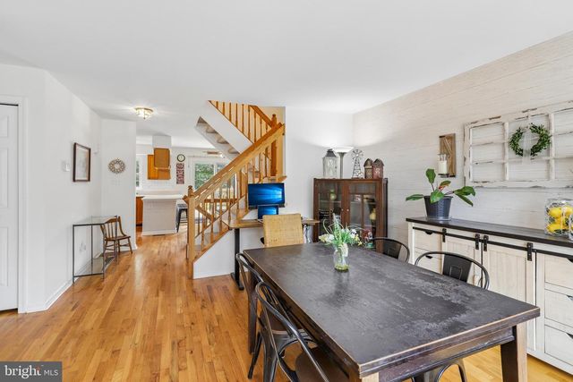22076 MANNING SQ, Sterling, VA 20166