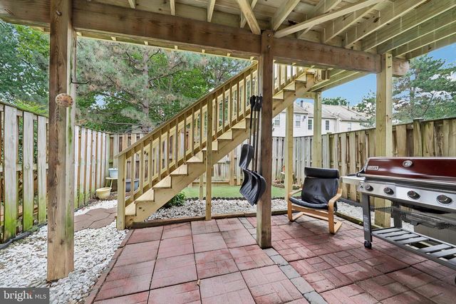 22076 MANNING SQ, Sterling, VA 20166