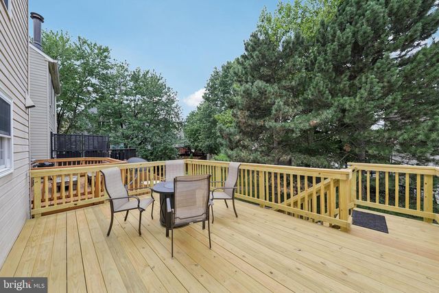 22076 MANNING SQ, Sterling, VA 20166