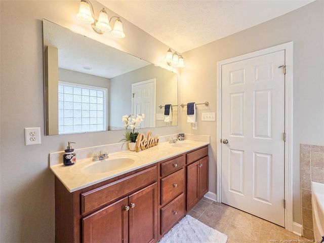 191 Wolfbridge Drive, Raeford, NC 28376