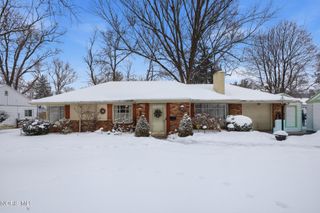 1933 Grecourt Drive, Toledo, OH 43615